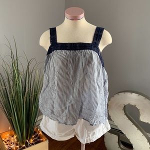 Aerie Blue & White Flowy Top - Size XL